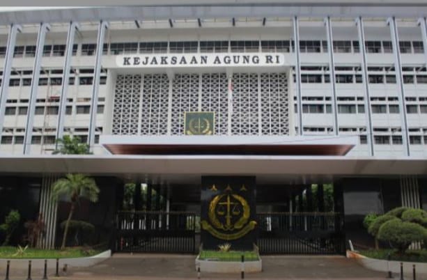 Mantan Komisioner Ombudsman RI Yeka Hendra Fatika Diperiksa Kejagung Terkait Kasus Dugaan Perintangan Penyidikan Korupsi CPO