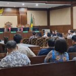 Sidang Korupsi Impor Bea Cukai: Saksi Ungkap Dugaan Penyerahan Uang dalam Shopping Bag kepada Pejabat DJBC